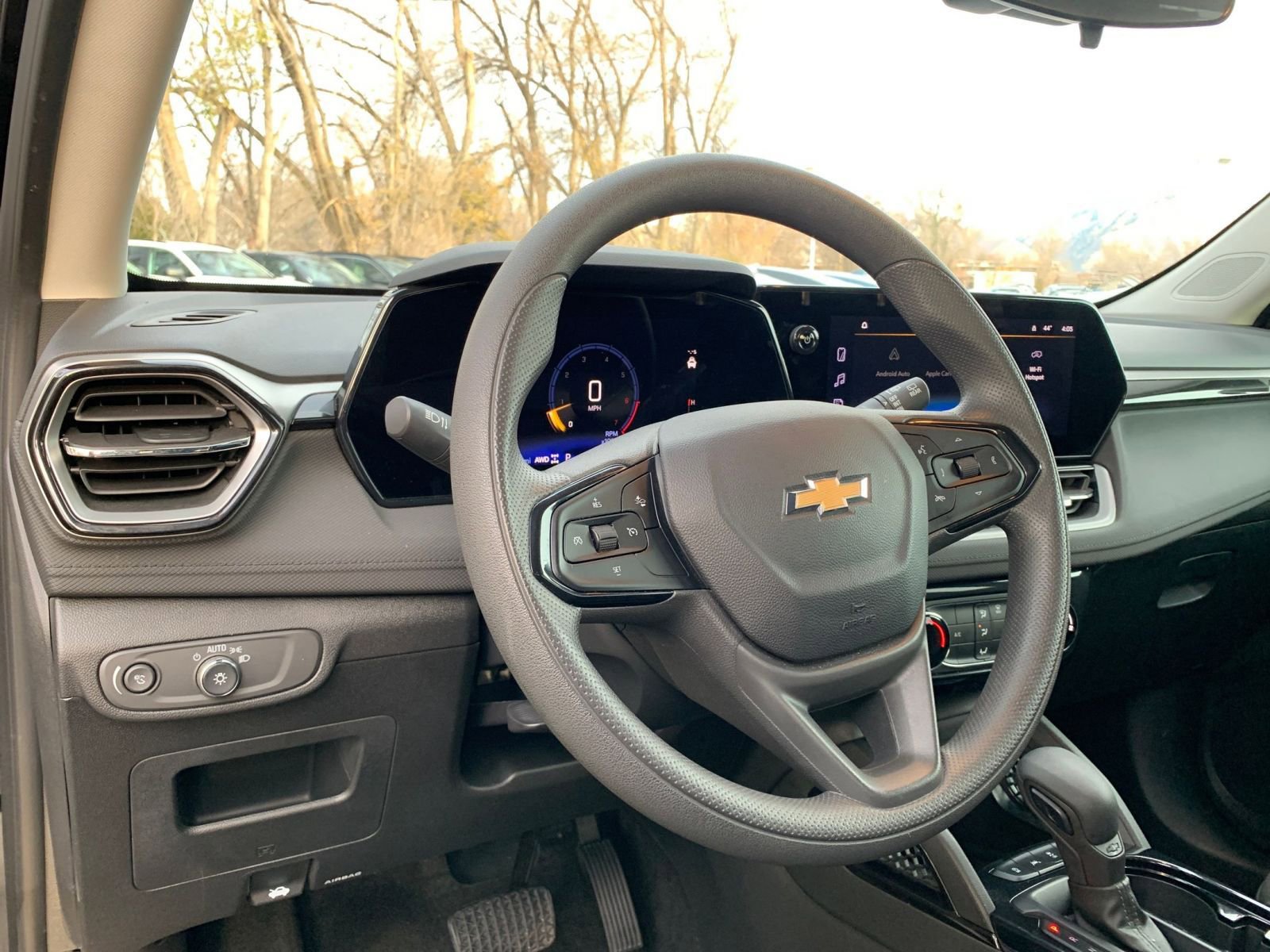 Thumbnail: 2025 Chevrolet TrailBlazer - 32