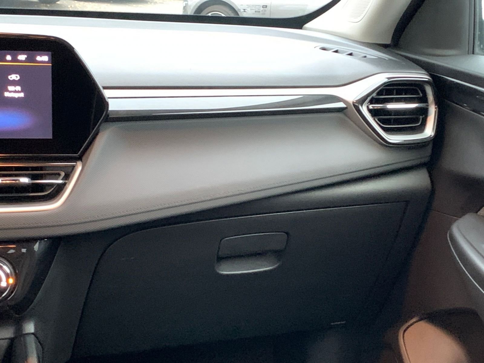 Thumbnail: 2025 Chevrolet TrailBlazer - 33