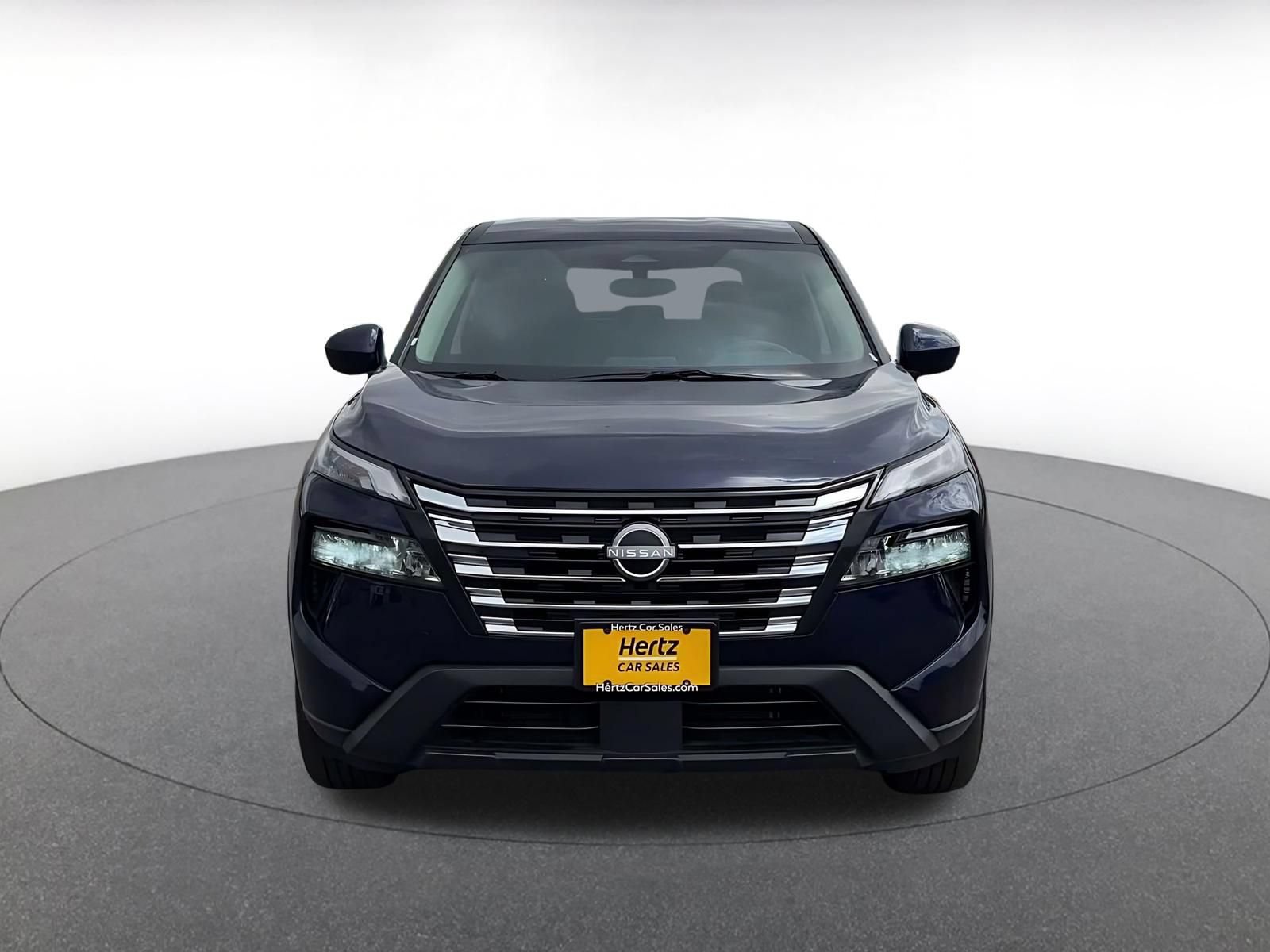 Thumbnail: 2026 Nissan Rogue - 4