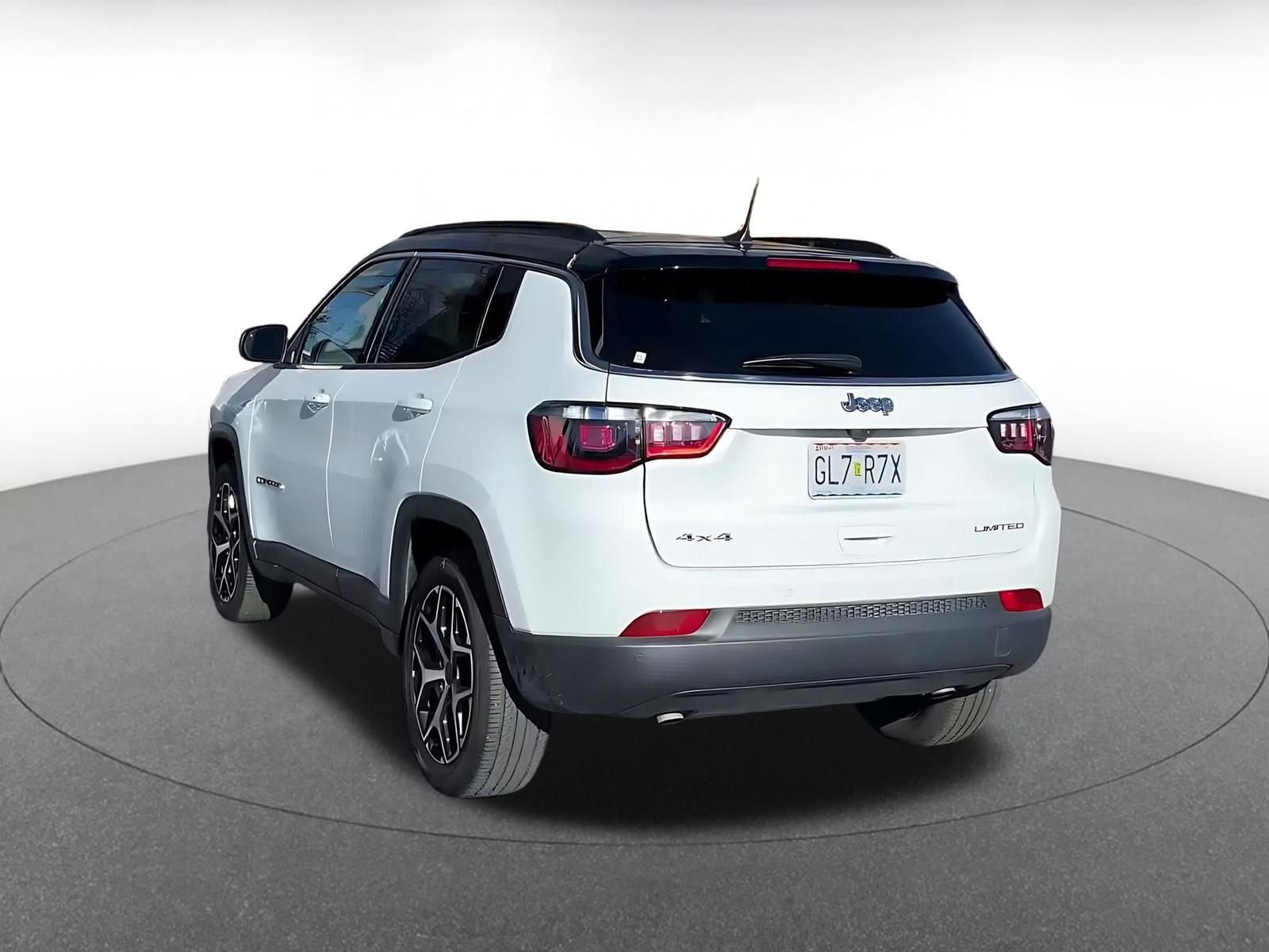 Thumbnail: 2025 Jeep Compass - 11