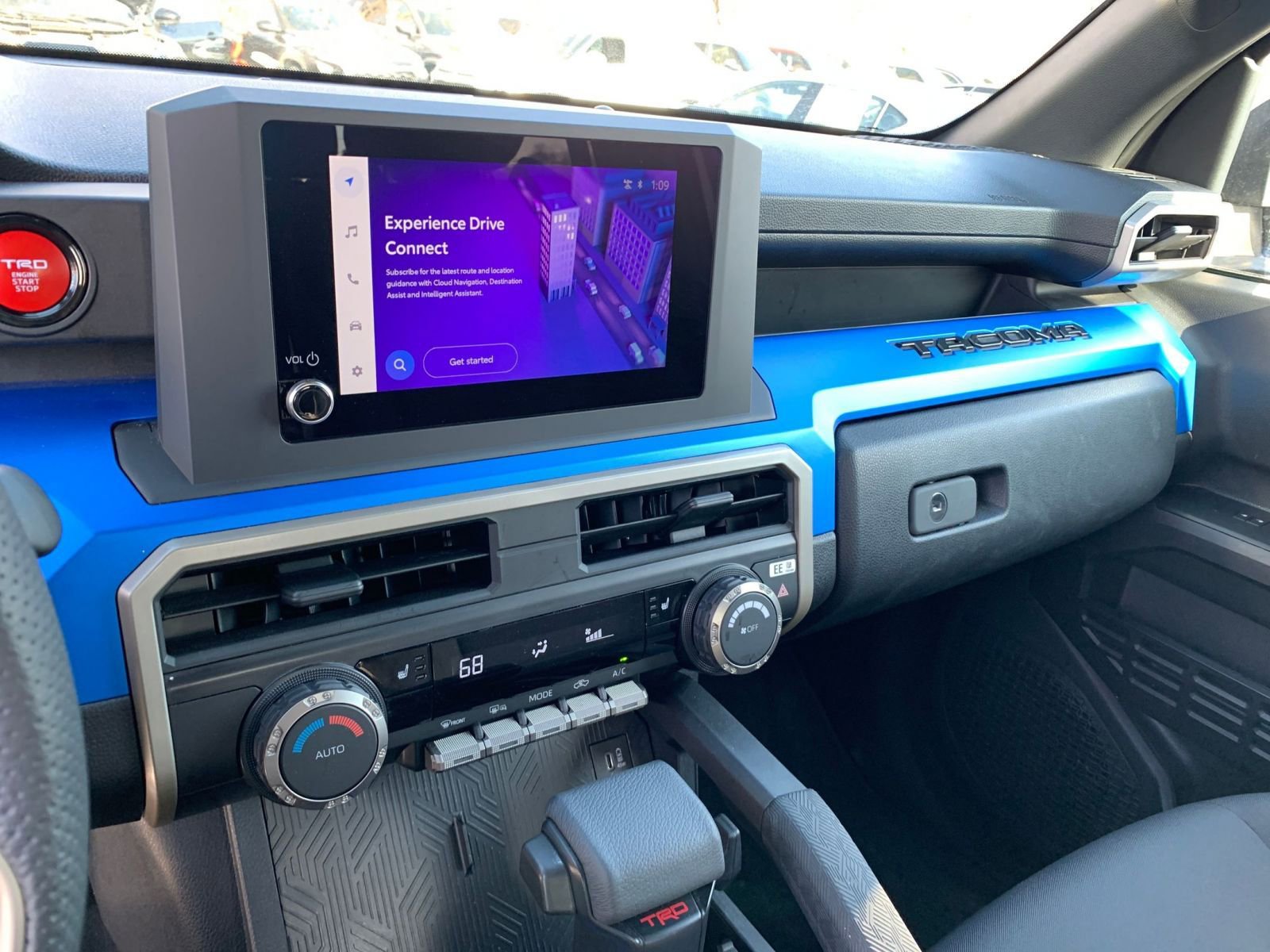 Thumbnail: 2025 Toyota Tacoma - 18