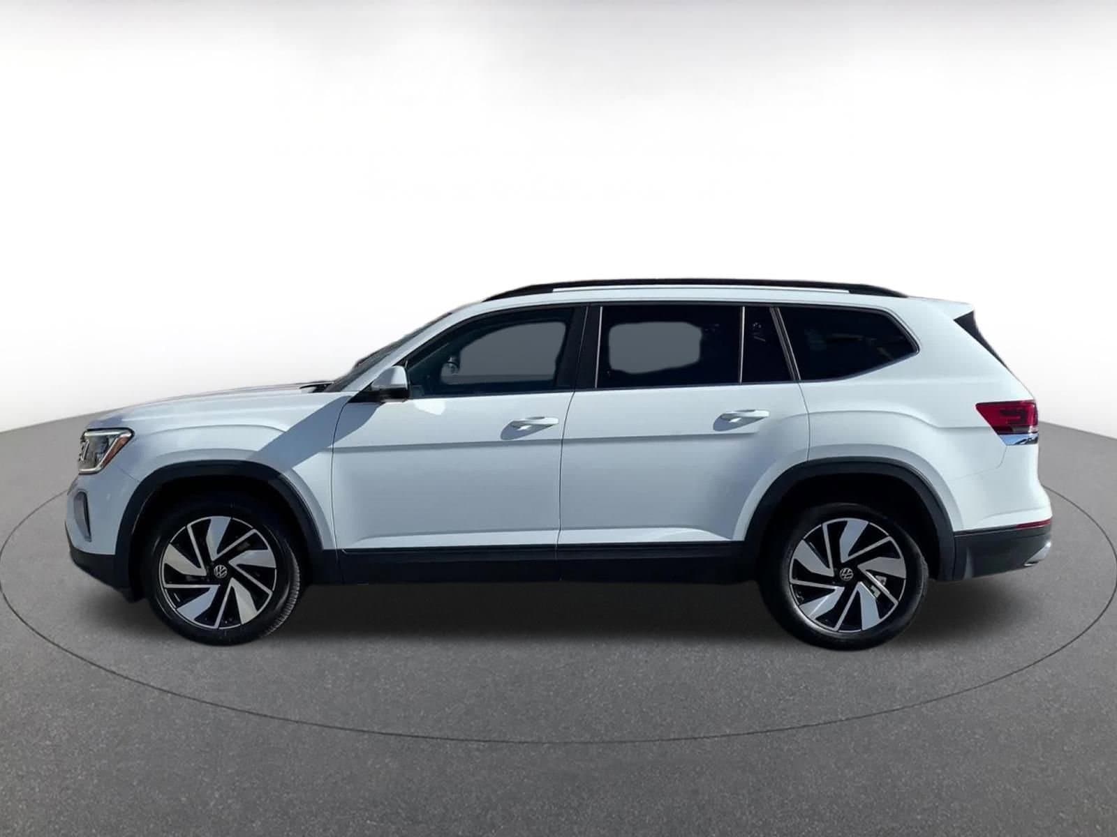 Thumbnail: 2024 Volkswagen Atlas - 9
