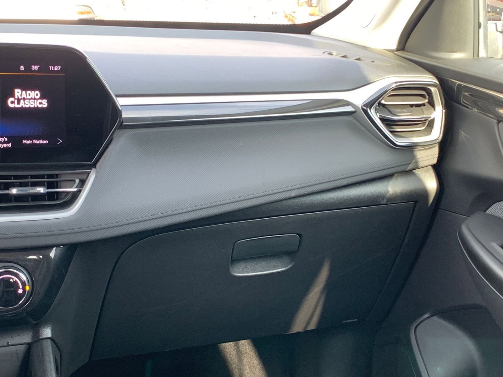 Thumbnail: 2025 Chevrolet TrailBlazer - 33