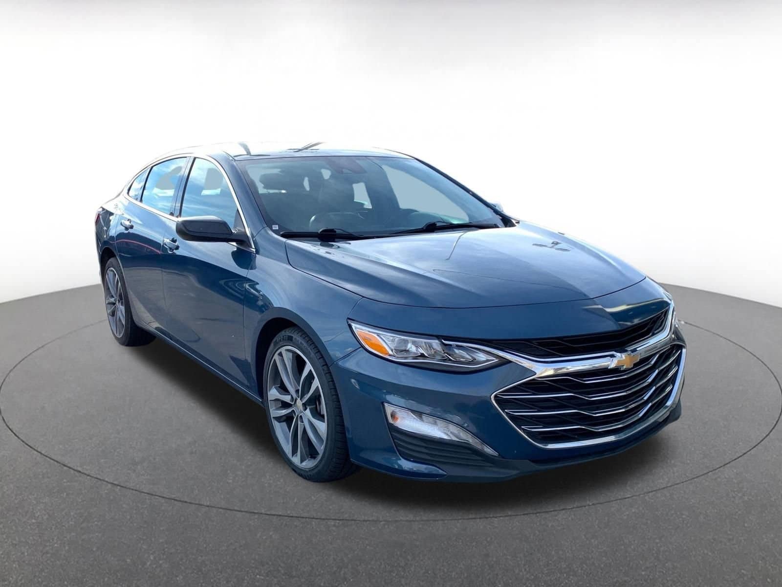 Thumbnail: 2024 Chevrolet Malibu - 1