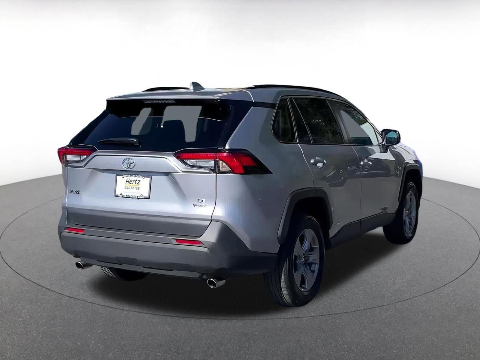 Thumbnail: 2025 Toyota RAV4 - 14