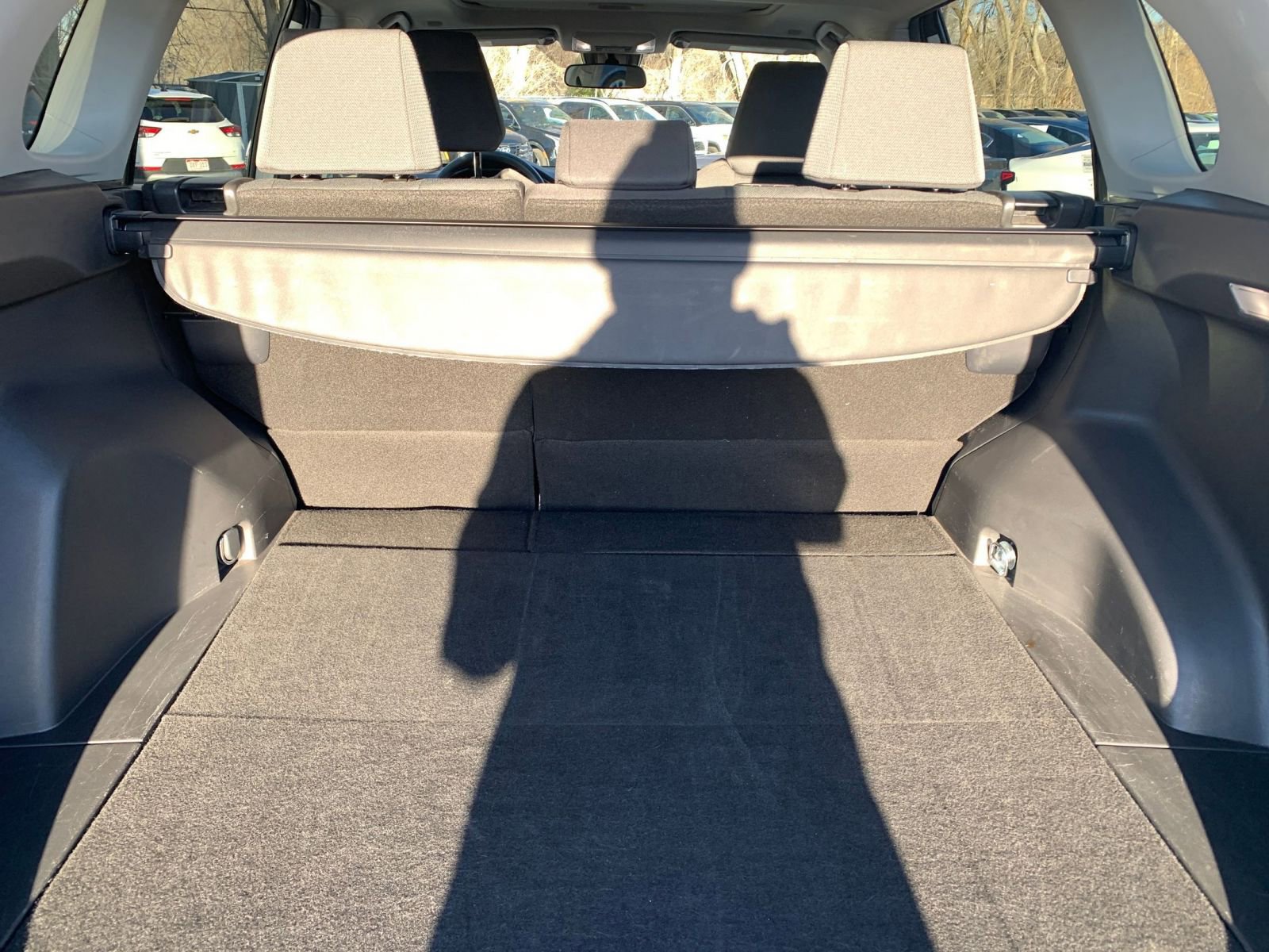 Thumbnail: 2025 Toyota RAV4 - 31