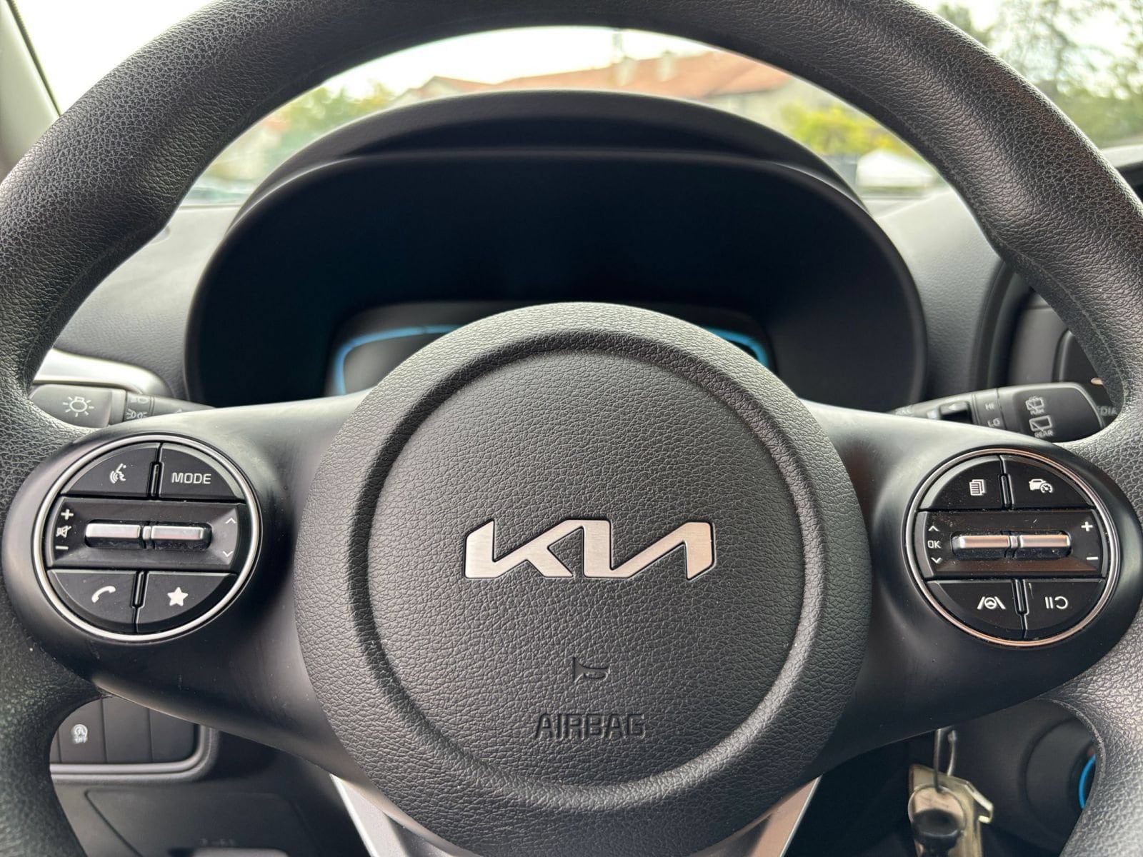 Thumbnail: 2025 Kia Soul - 25