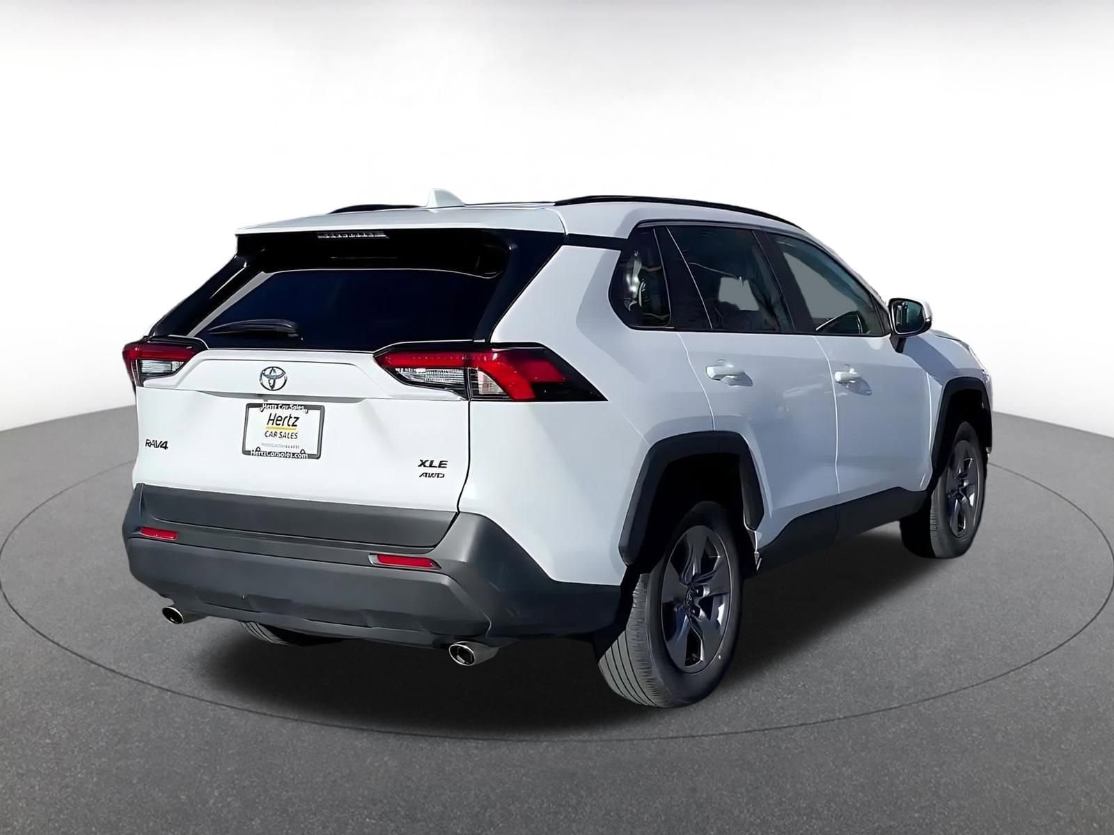 Thumbnail: 2025 Toyota RAV4 - 14