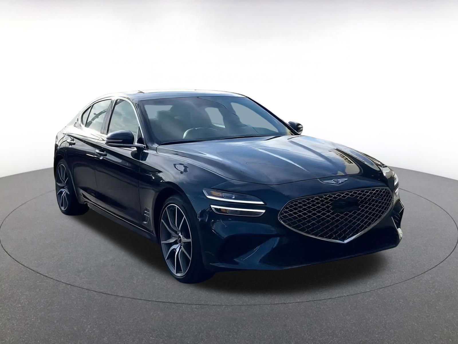 Thumbnail: 2025 Genesis G70 - 3
