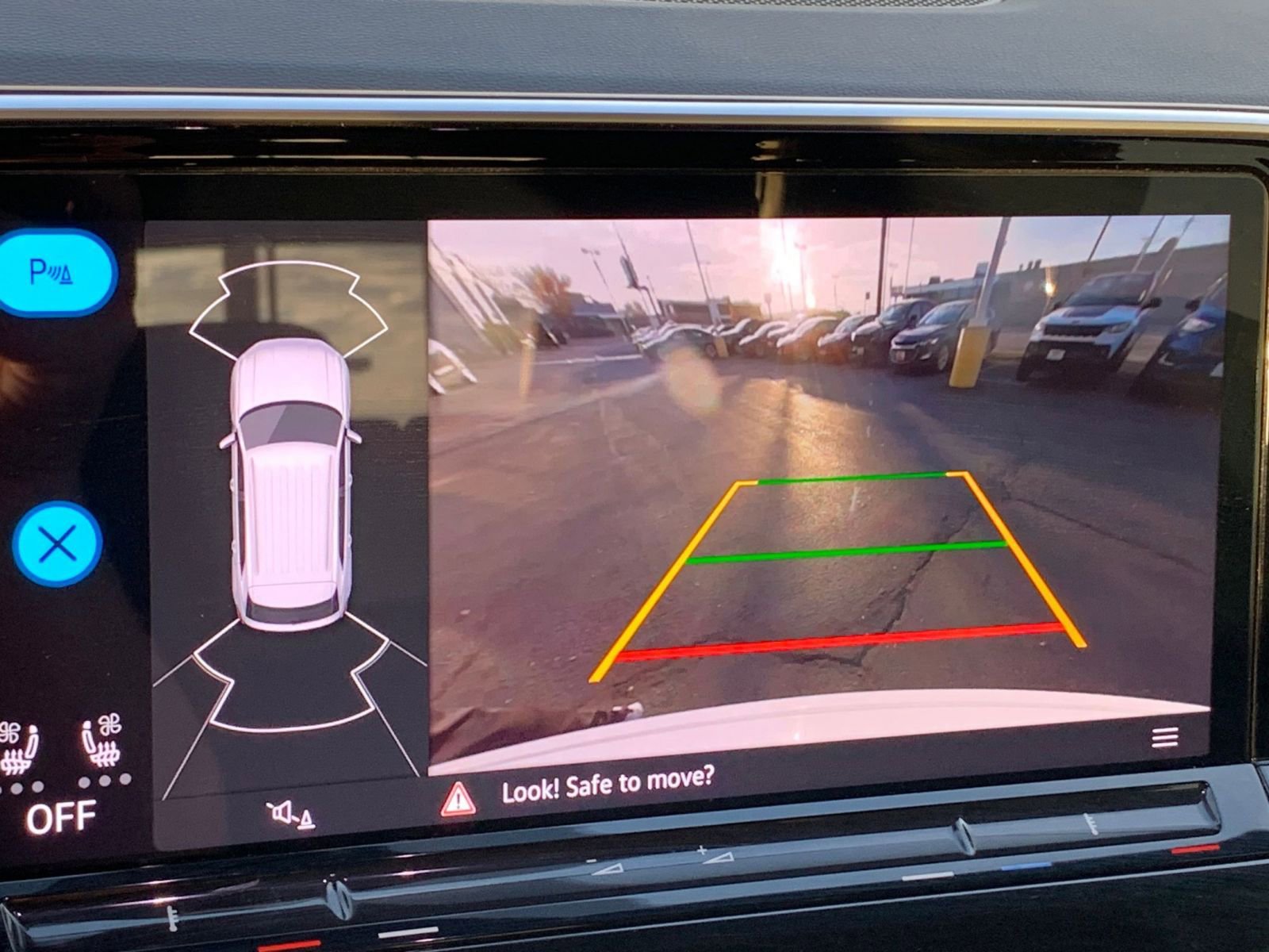 Thumbnail: 2025 Volkswagen Atlas - 17