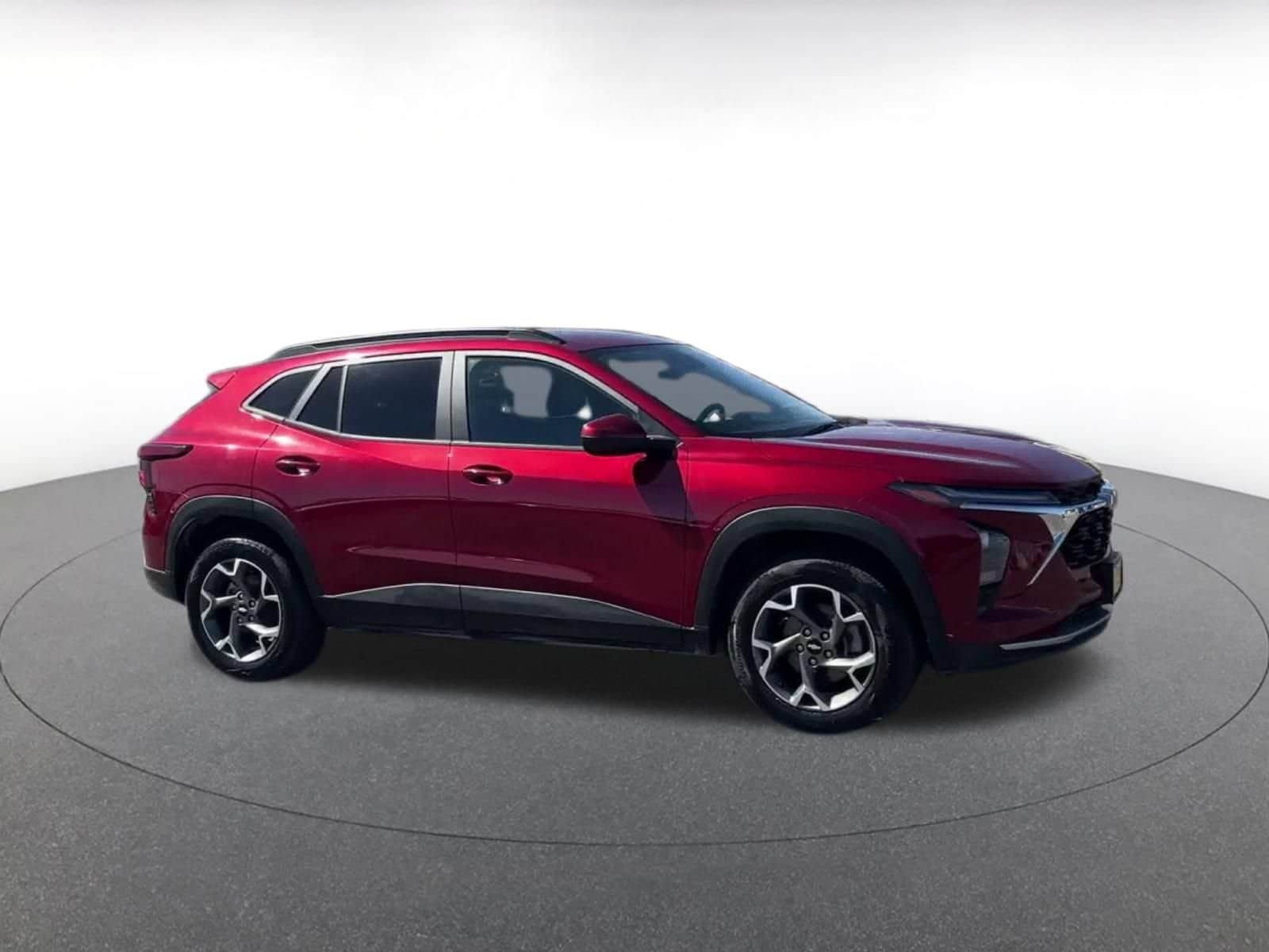 Thumbnail: 2025 Chevrolet Trax - 2