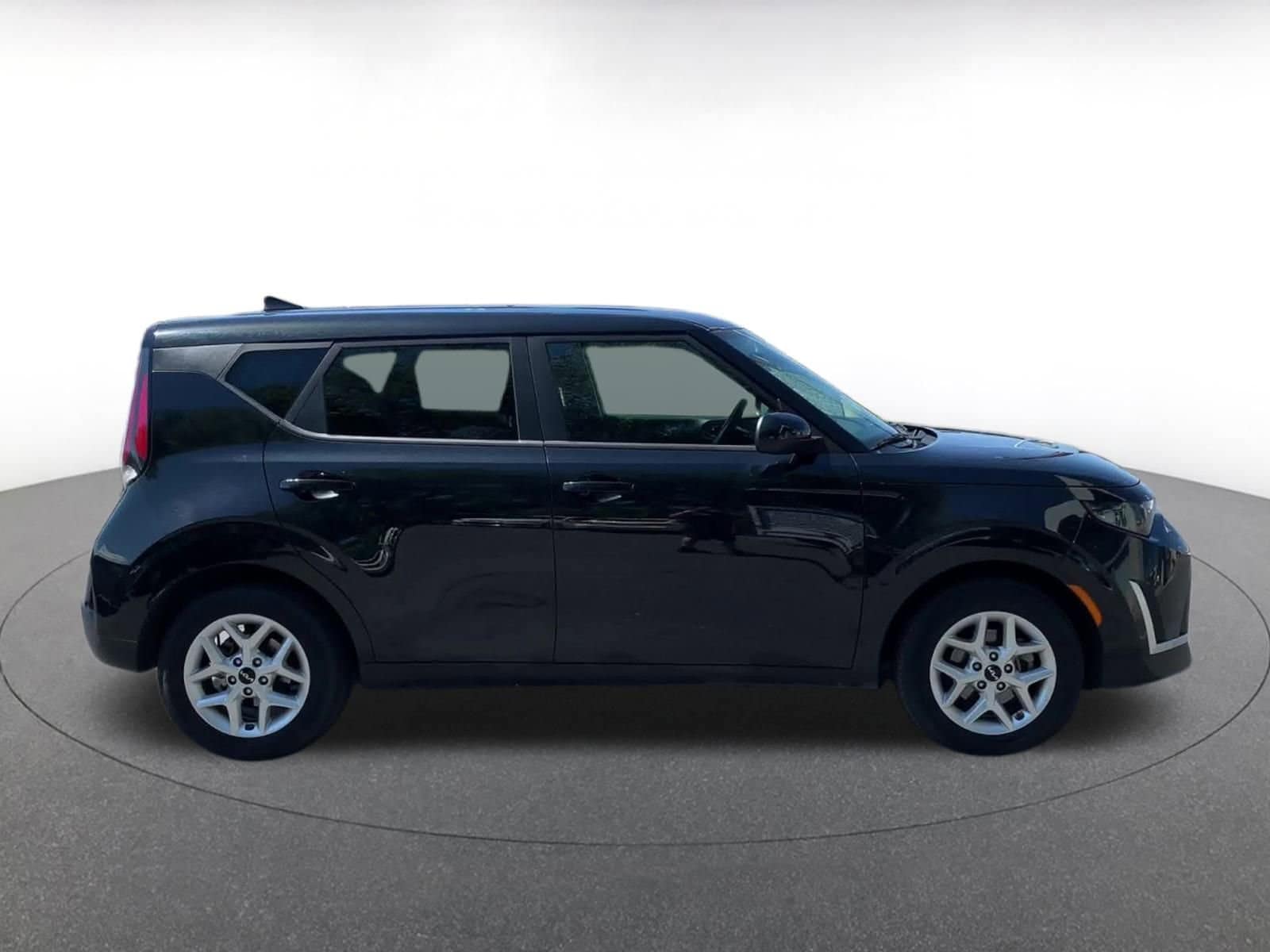 Thumbnail: 2024 Kia Soul - 16