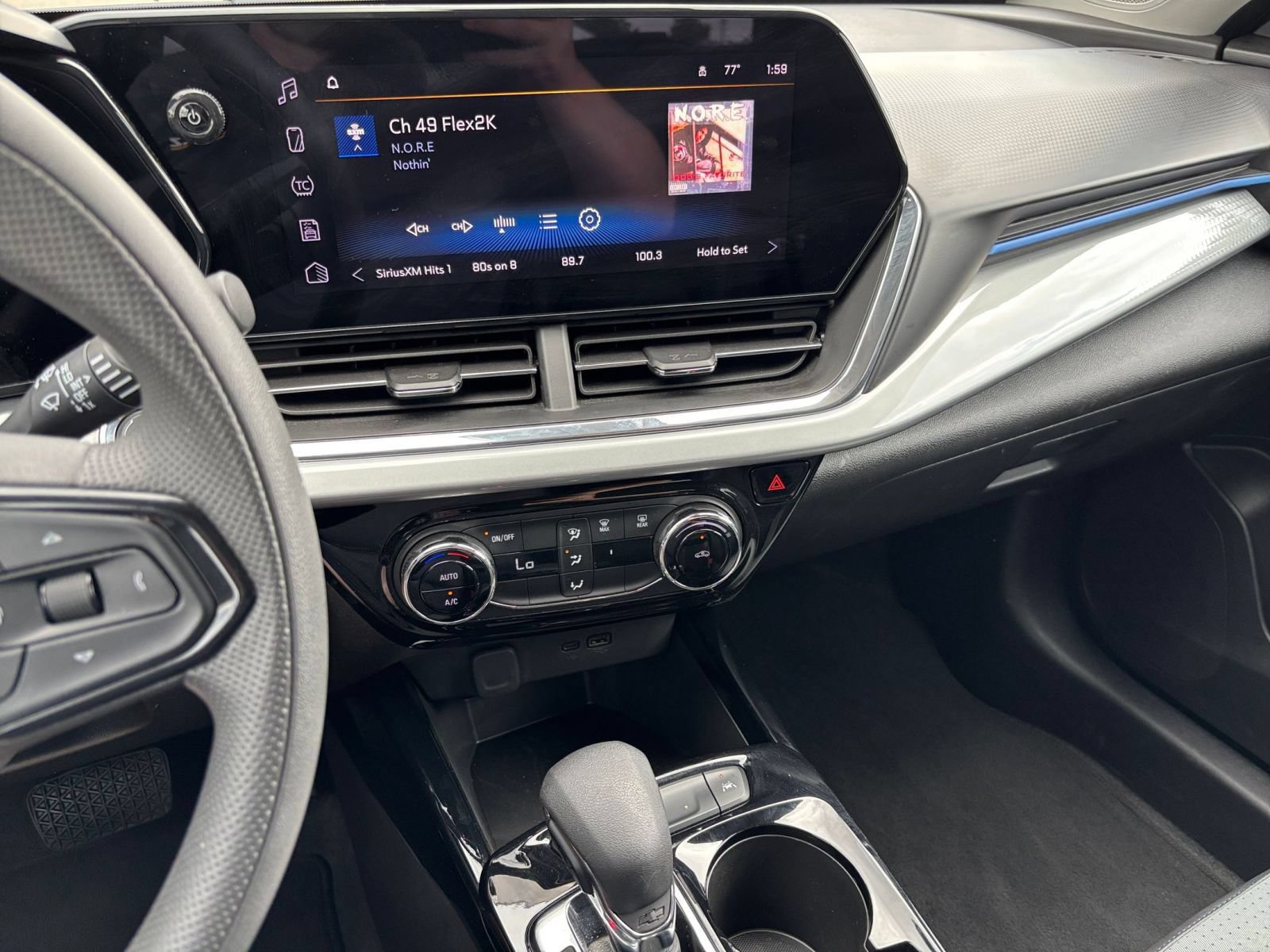 Thumbnail: 2025 Chevrolet Trax - 14