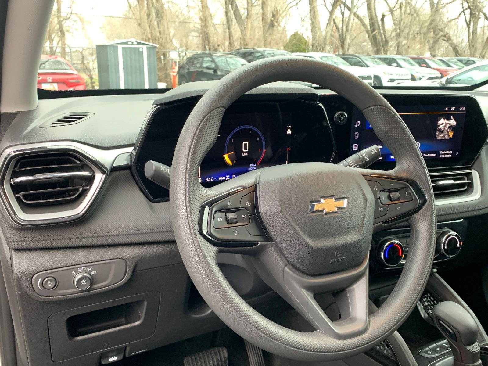 Thumbnail: 2025 Chevrolet TrailBlazer - 32