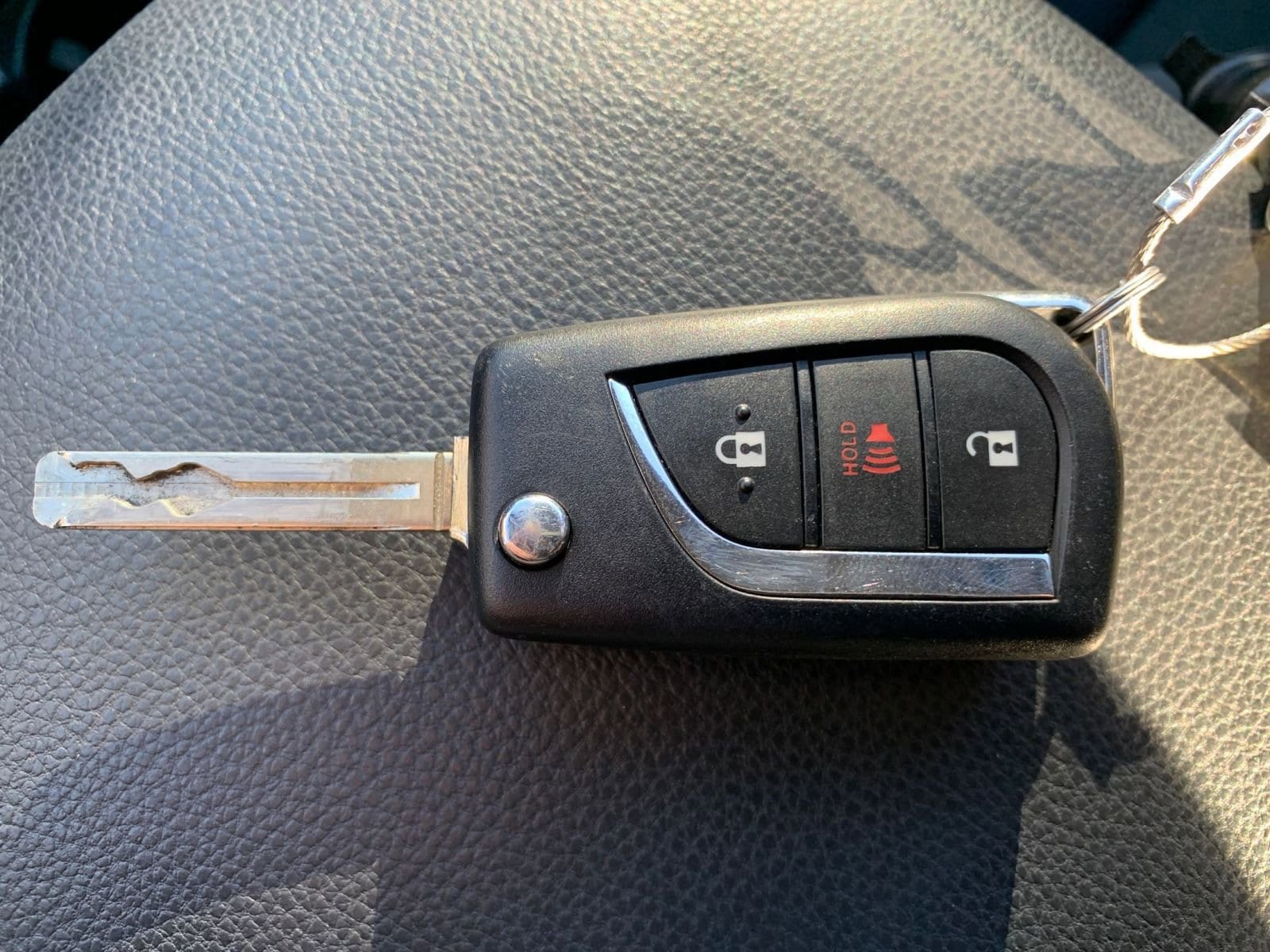 Thumbnail: 2025 Toyota RAV4 - 22