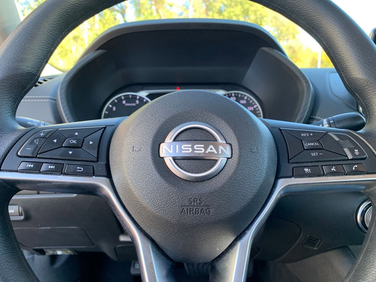 Thumbnail: 2025 Nissan Sentra - 25