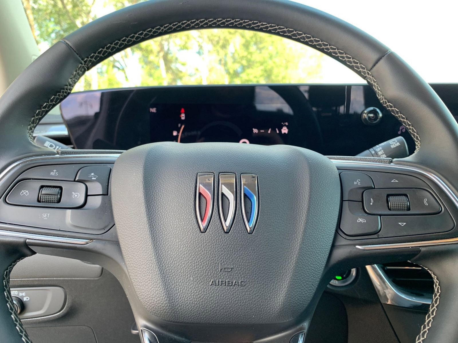 Thumbnail: 2025 Buick Encore GX - 25