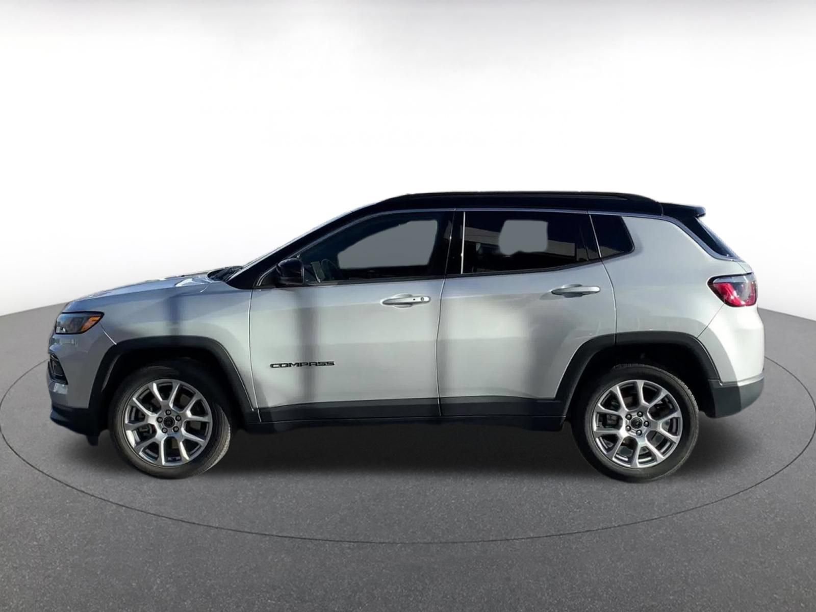 Thumbnail: 2025 Jeep Compass - 7