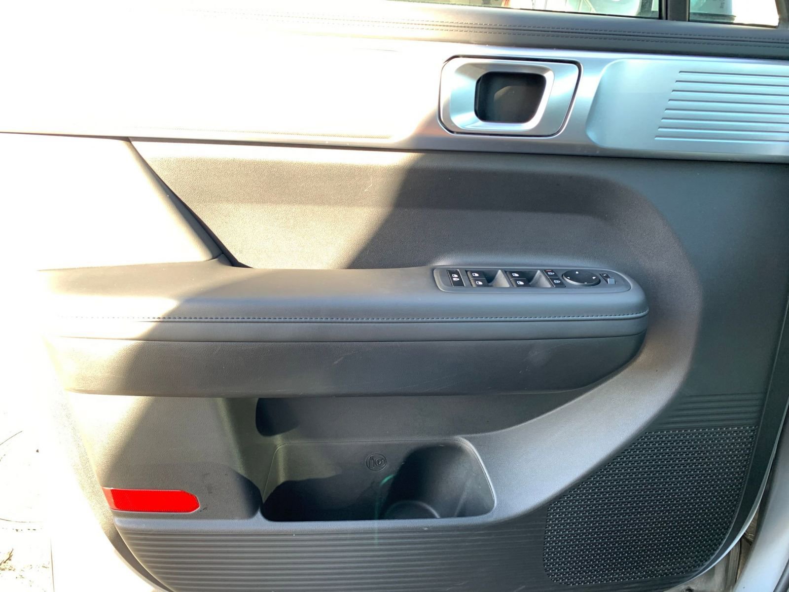 Thumbnail: 2025 Hyundai Santa Fe - 18