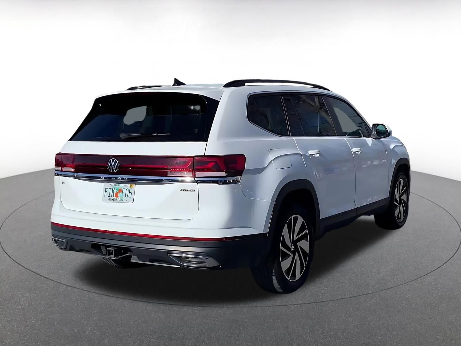 Thumbnail: 2024 Volkswagen Atlas - 14