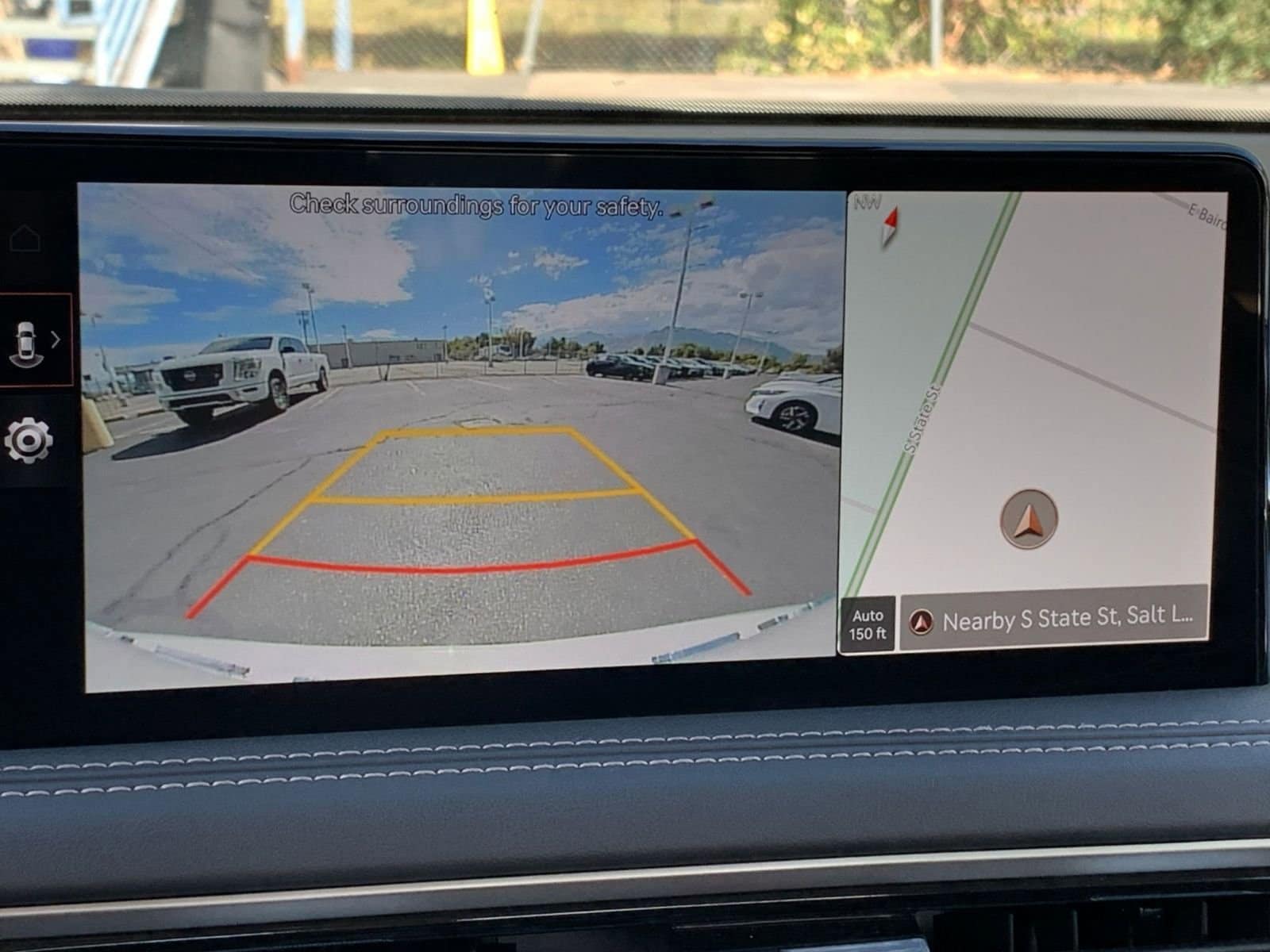 Thumbnail: 2025 Genesis G70 - 17