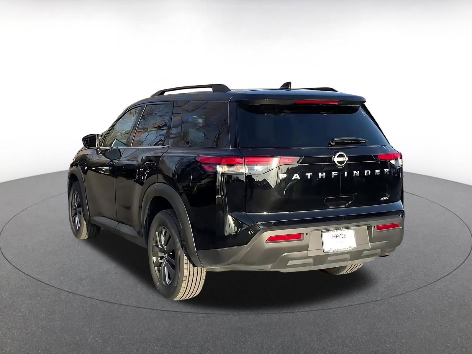 Thumbnail: 2025 Nissan Pathfinder - 11