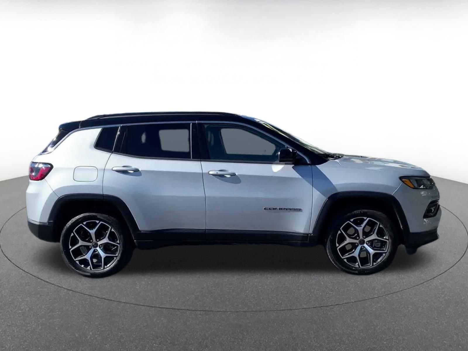 Thumbnail: 2025 Jeep Compass - 16