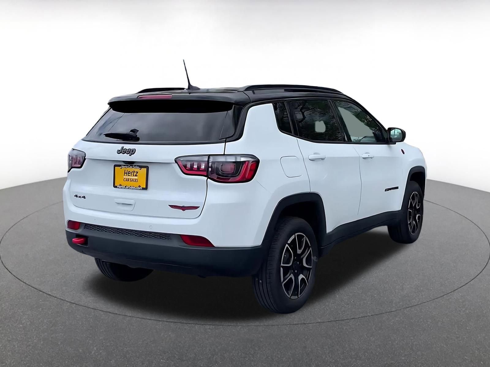 Thumbnail: 2025 Jeep Compass - 14