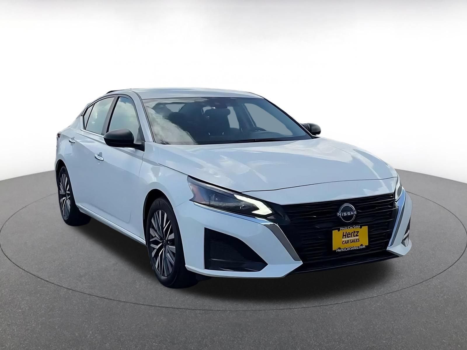 Thumbnail: 2025 Nissan Altima - 3
