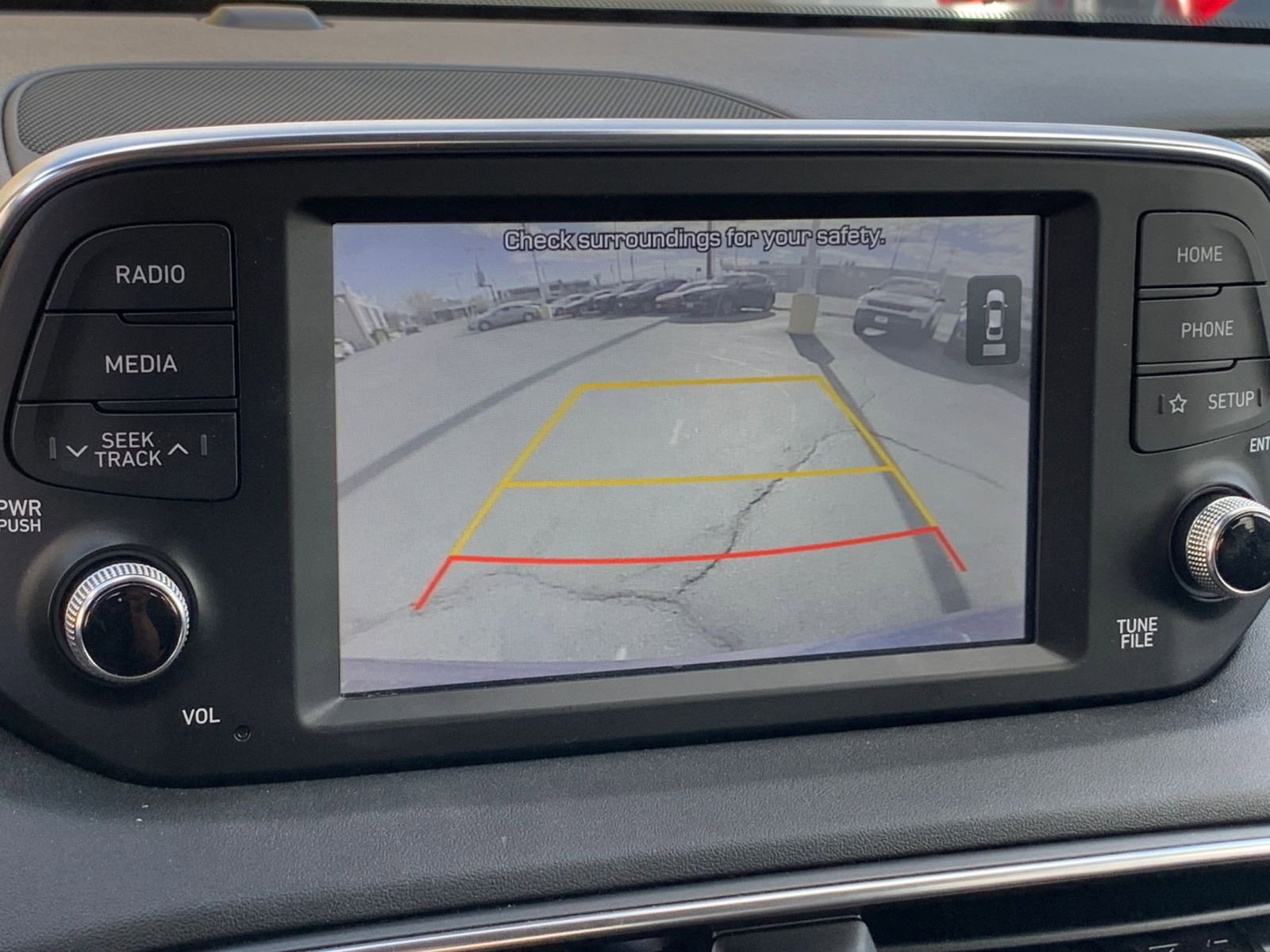 Thumbnail: 2020 Hyundai Santa Fe - 17