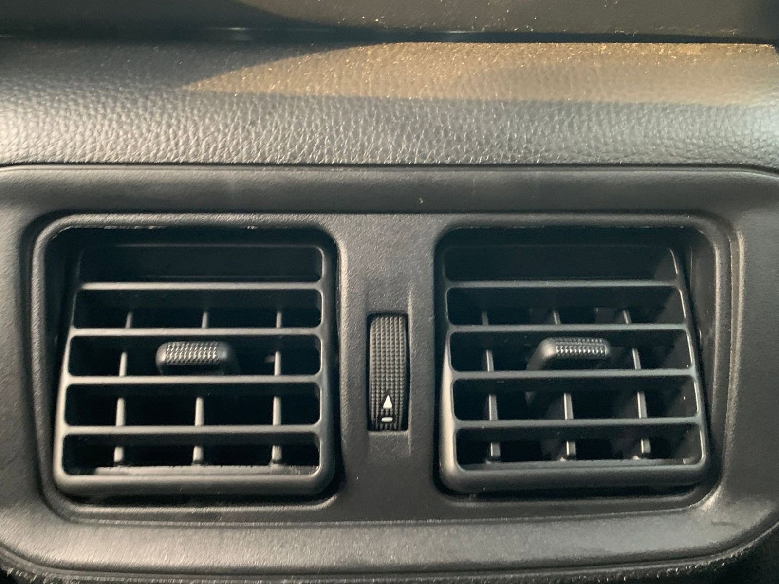 Thumbnail: 2025 Toyota RAV4 - 24