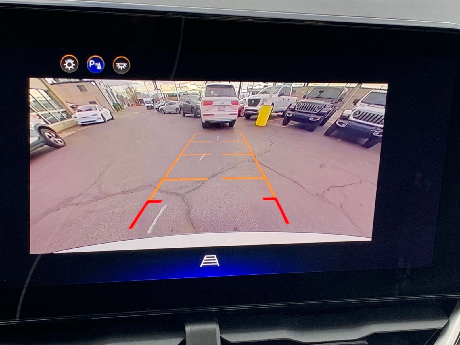 Thumbnail: 2025 Chevrolet Equinox - 17