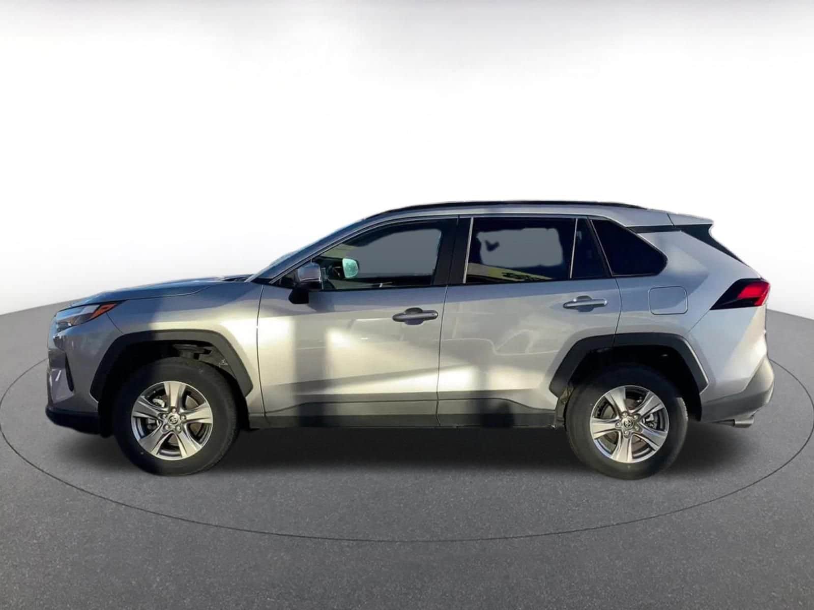 Thumbnail: 2025 Toyota RAV4 - 9