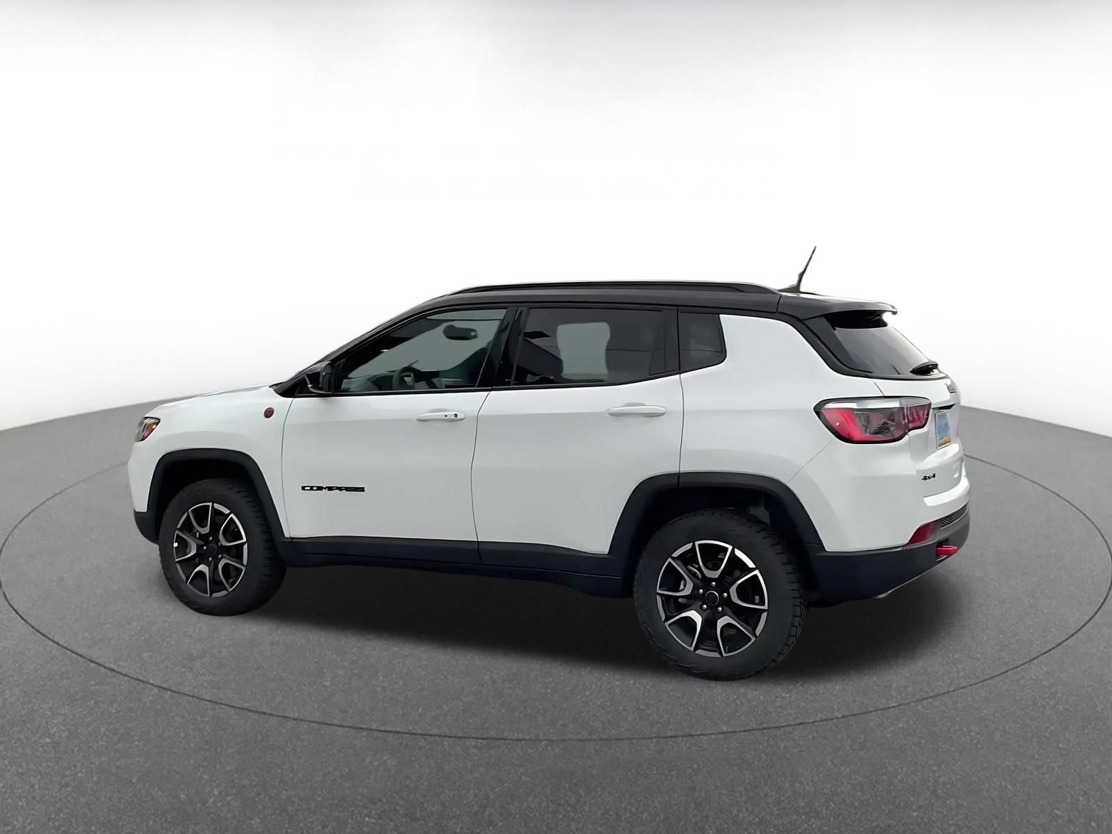 Thumbnail: 2025 Jeep Compass - 8