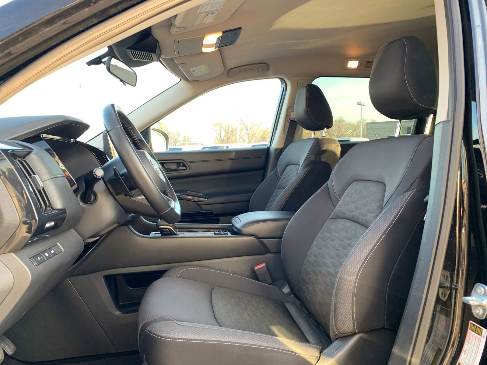 Thumbnail: 2025 Nissan Pathfinder - 29