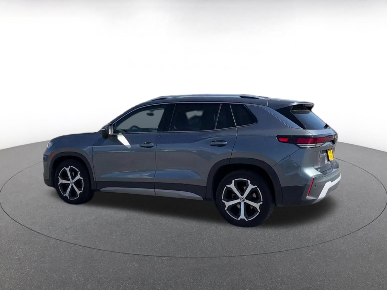 Thumbnail: 2026 Volkswagen Tiguan - 8