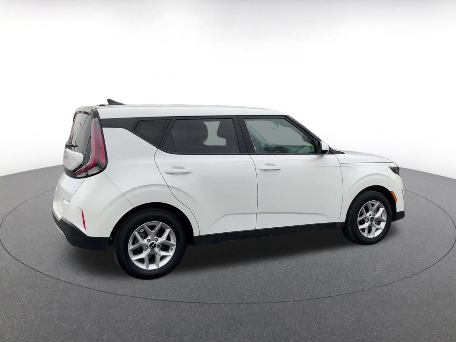 Thumbnail: 2025 Kia Soul - 15