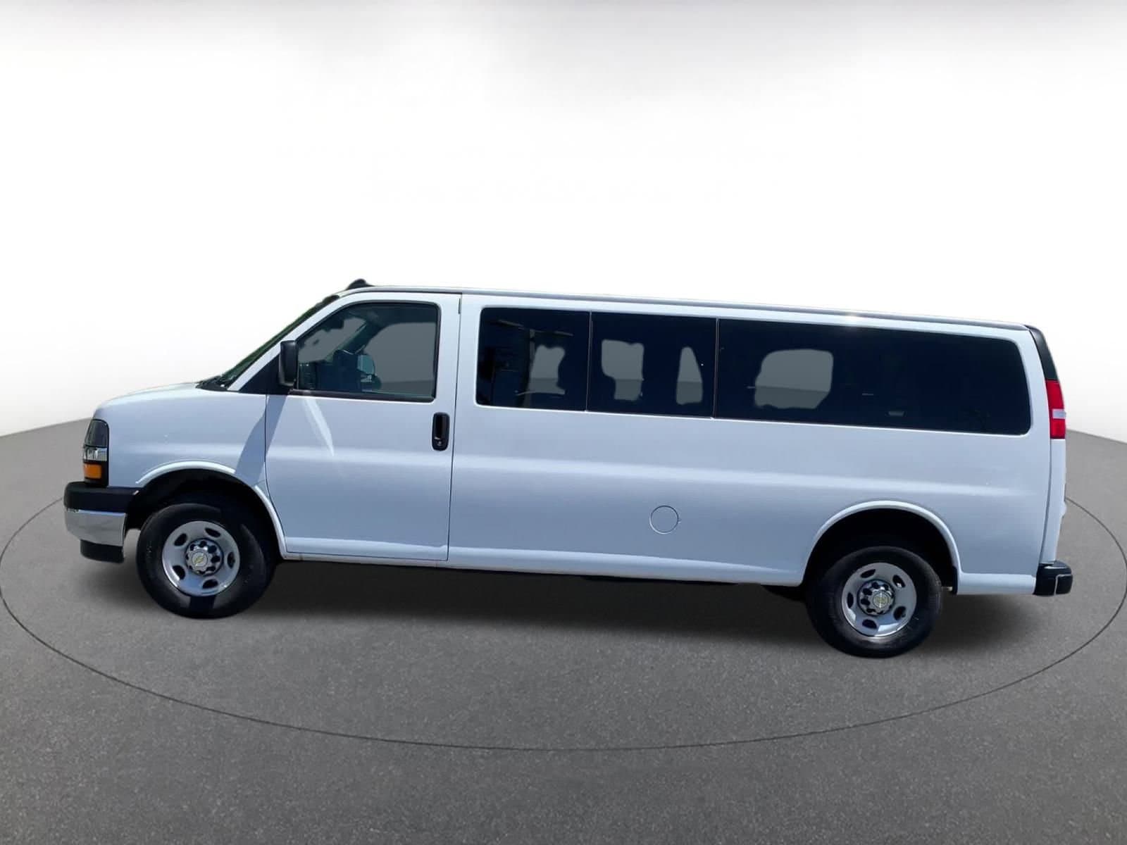 Thumbnail: 2024 Chevrolet Express - 9