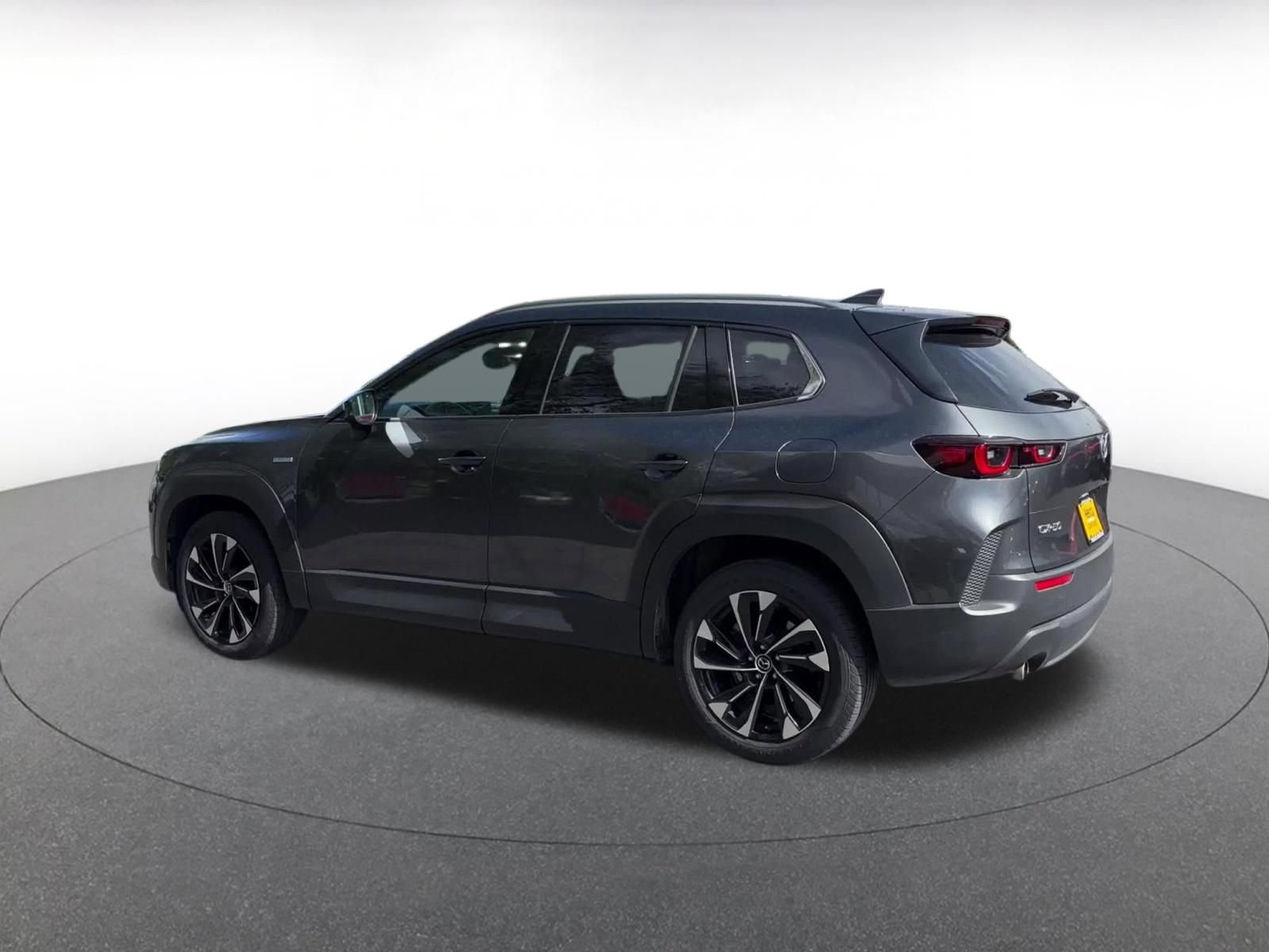 Thumbnail: 2025 Mazda CX-50 - 10