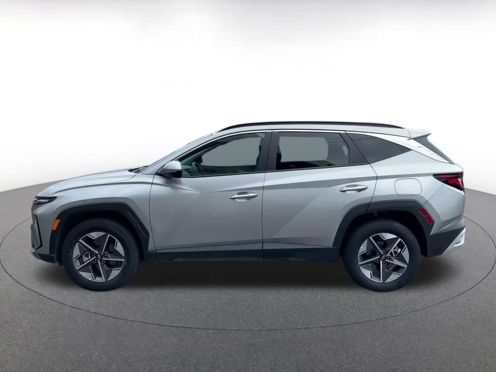 Thumbnail: 2025 Hyundai Tucson - 9