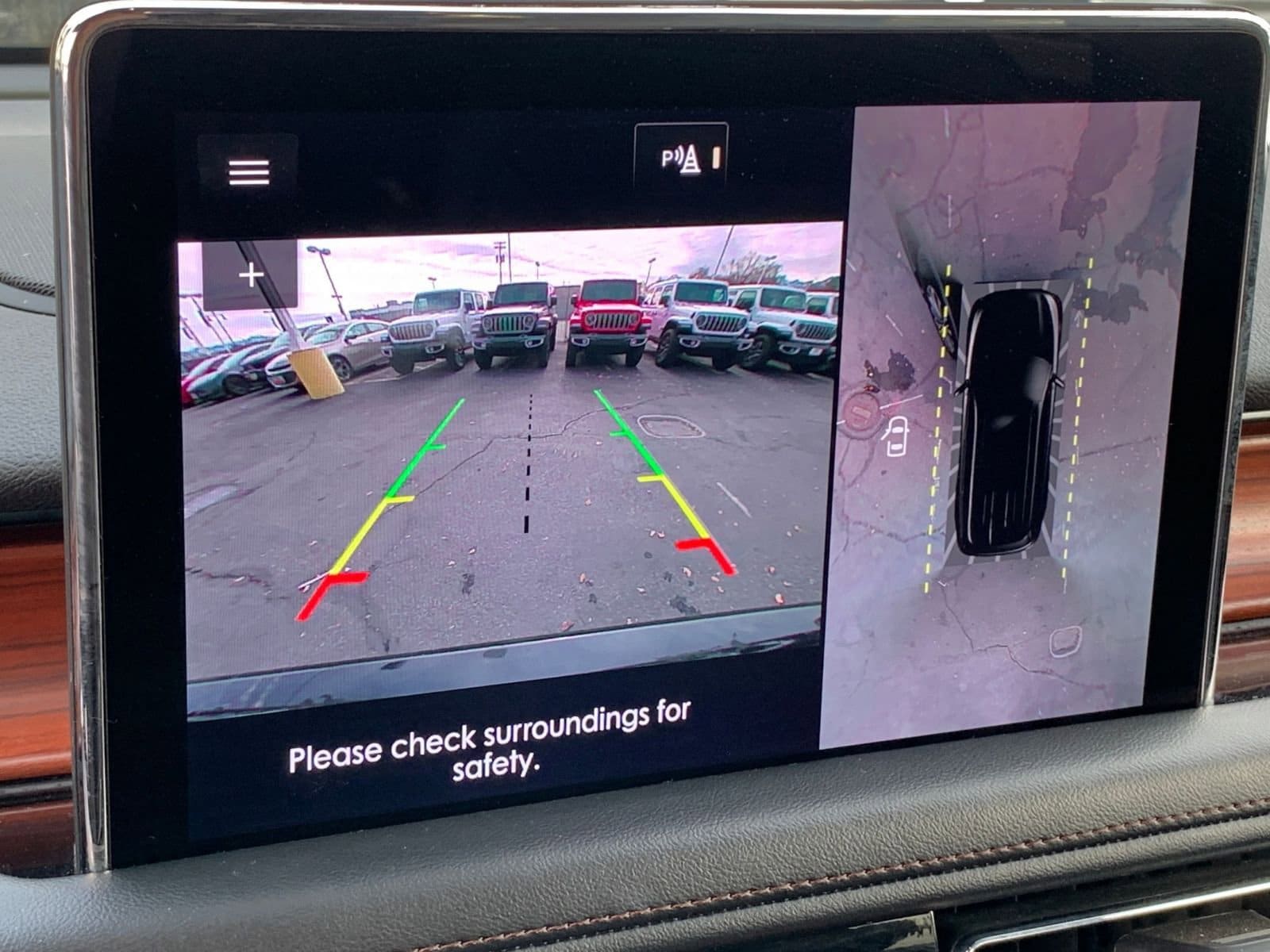 Thumbnail: 2024 Lincoln Aviator - 18