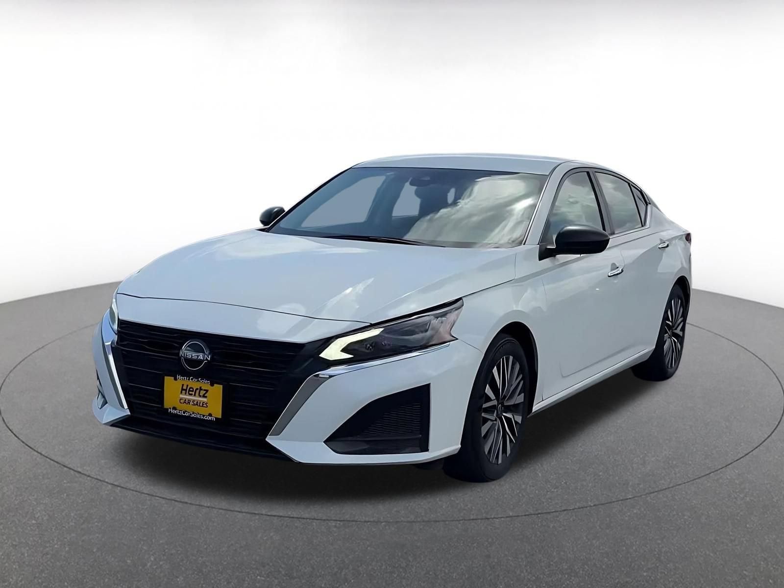 Thumbnail: 2025 Nissan Altima - 5