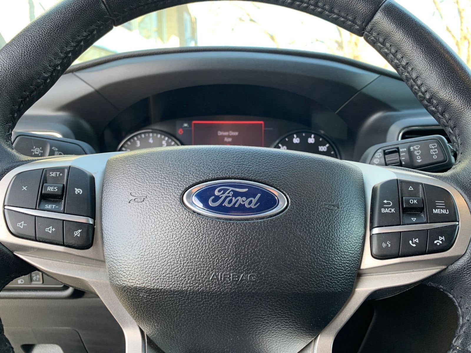 Thumbnail: 2023 Ford Explorer - 31