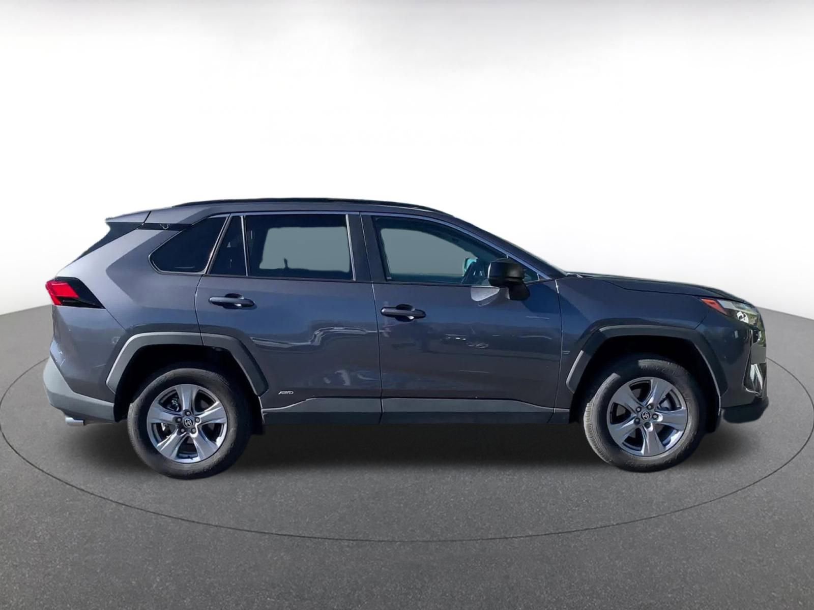 Thumbnail: 2025 Toyota RAV4 - 16