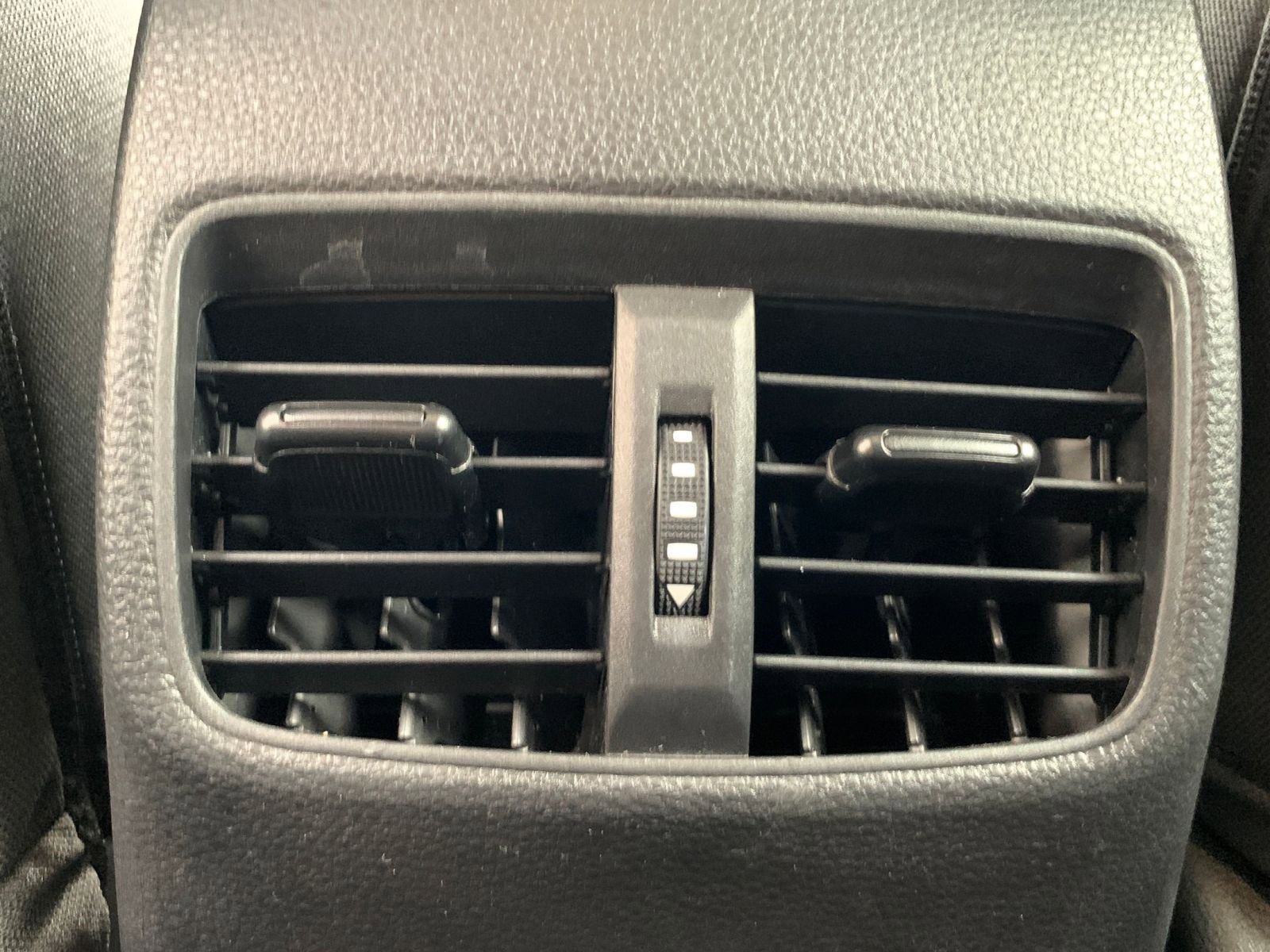 Thumbnail: 2025 Toyota Corolla Cross - 23