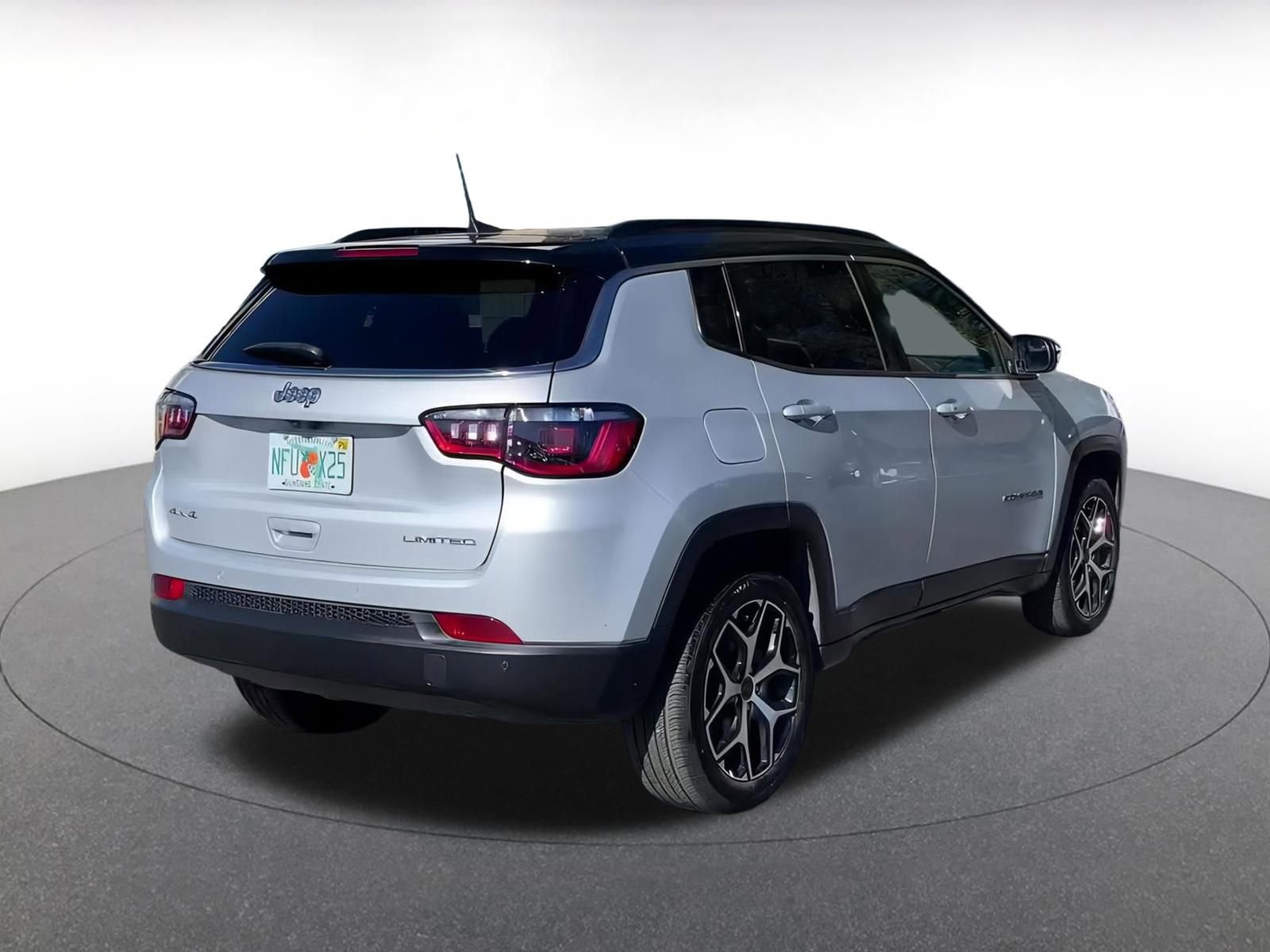Thumbnail: 2025 Jeep Compass - 14