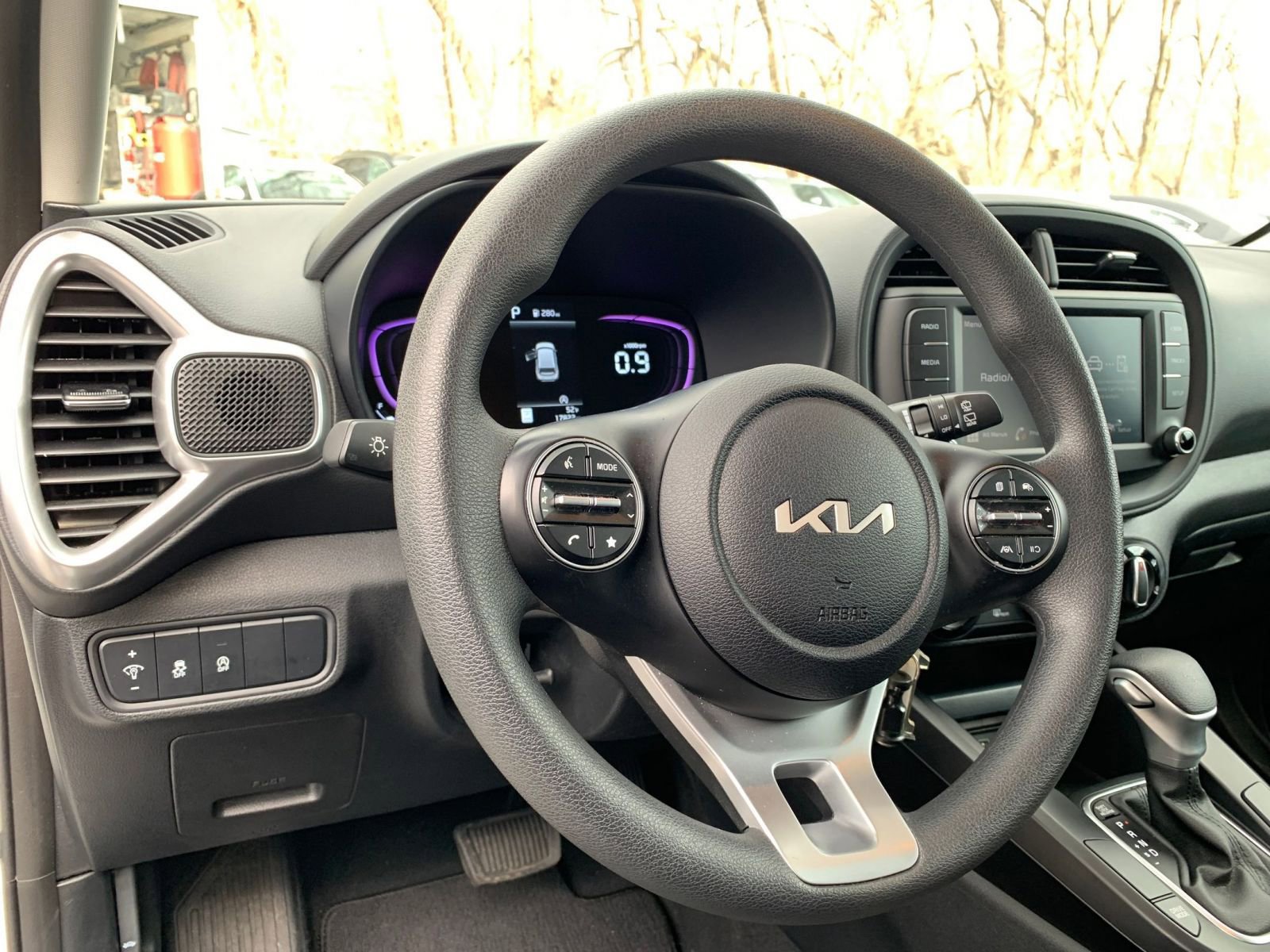 Thumbnail: 2025 Kia Soul - 32