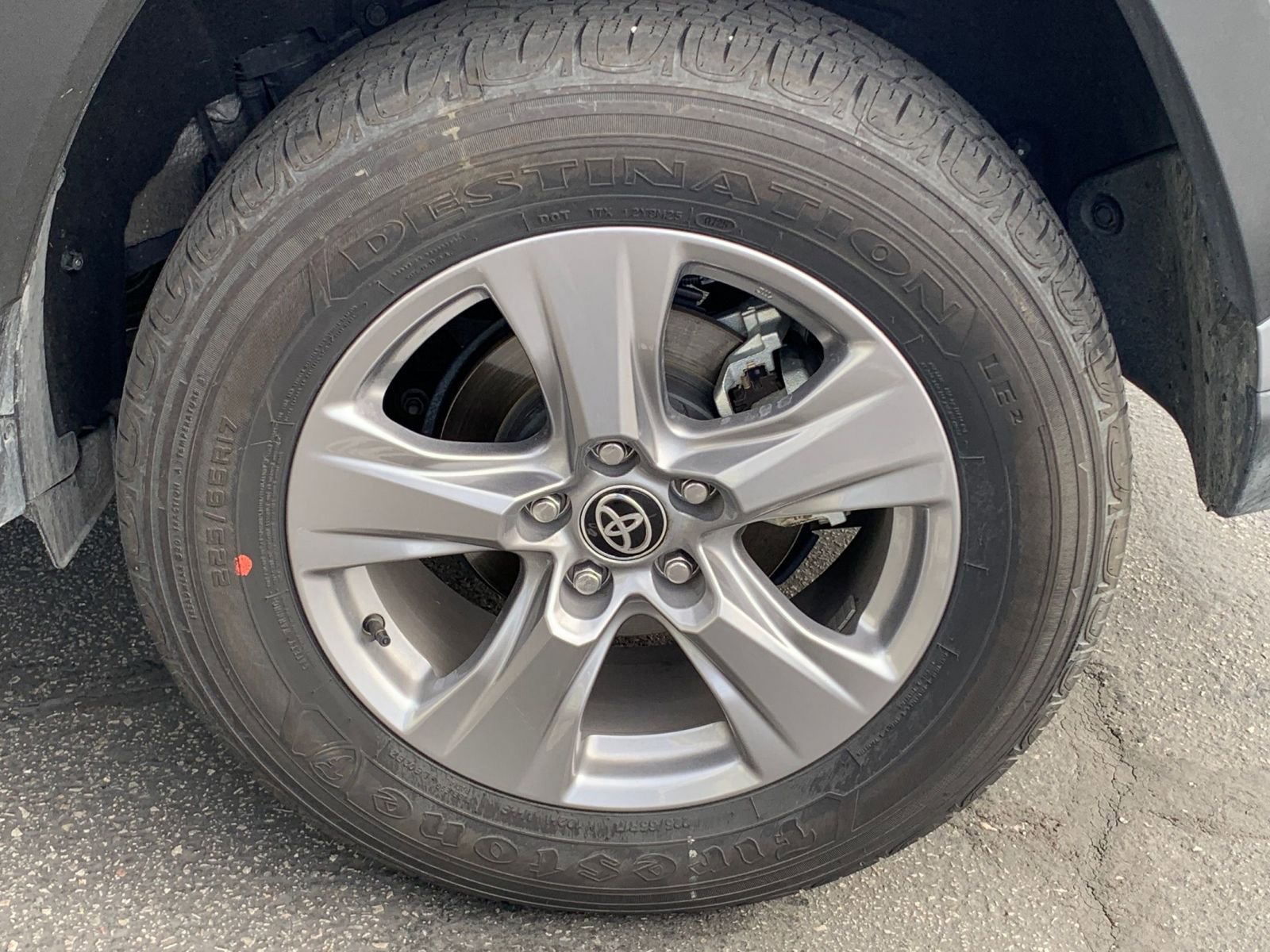 Thumbnail: 2025 Toyota RAV4 - 29