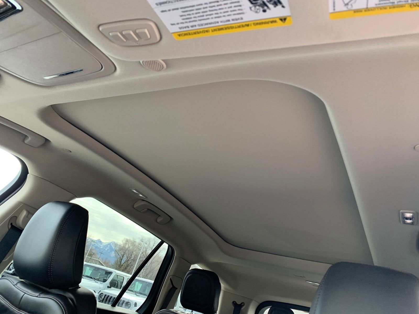 Thumbnail: 2024 Lincoln Aviator - 31