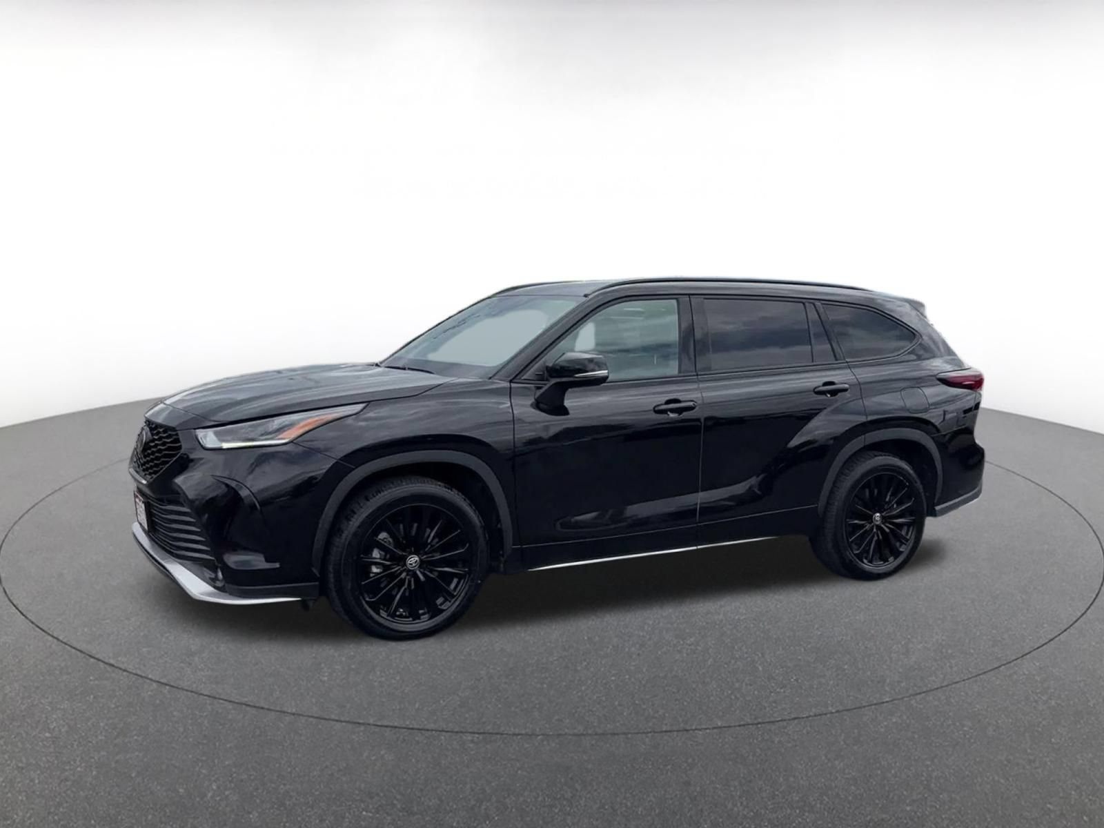 Thumbnail: 2025 Toyota Highlander - 7